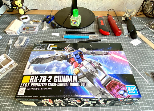 First Gunpla - HR RX-78-2 Gundam