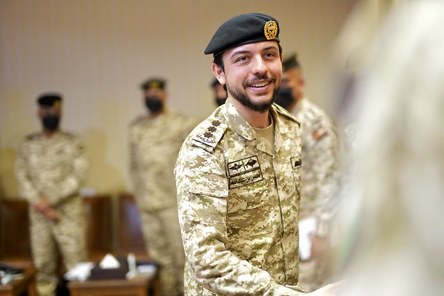 سمو الأمير الحسين بن عبدالله الثاني ولي العهد، يزور القيادة العامة للقوات المسلحة الأردنية – الجيش العربي