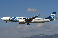 Egyptair A330-343 SU-GDS BCN 26/02/2023