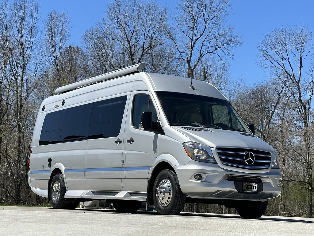 2017 Winnebago Era 170X Mercedes Diesel Sprinter Chassis D… | Flickr