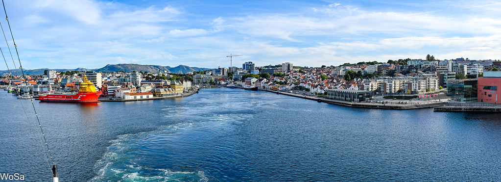 ... leaving Stavanger ...