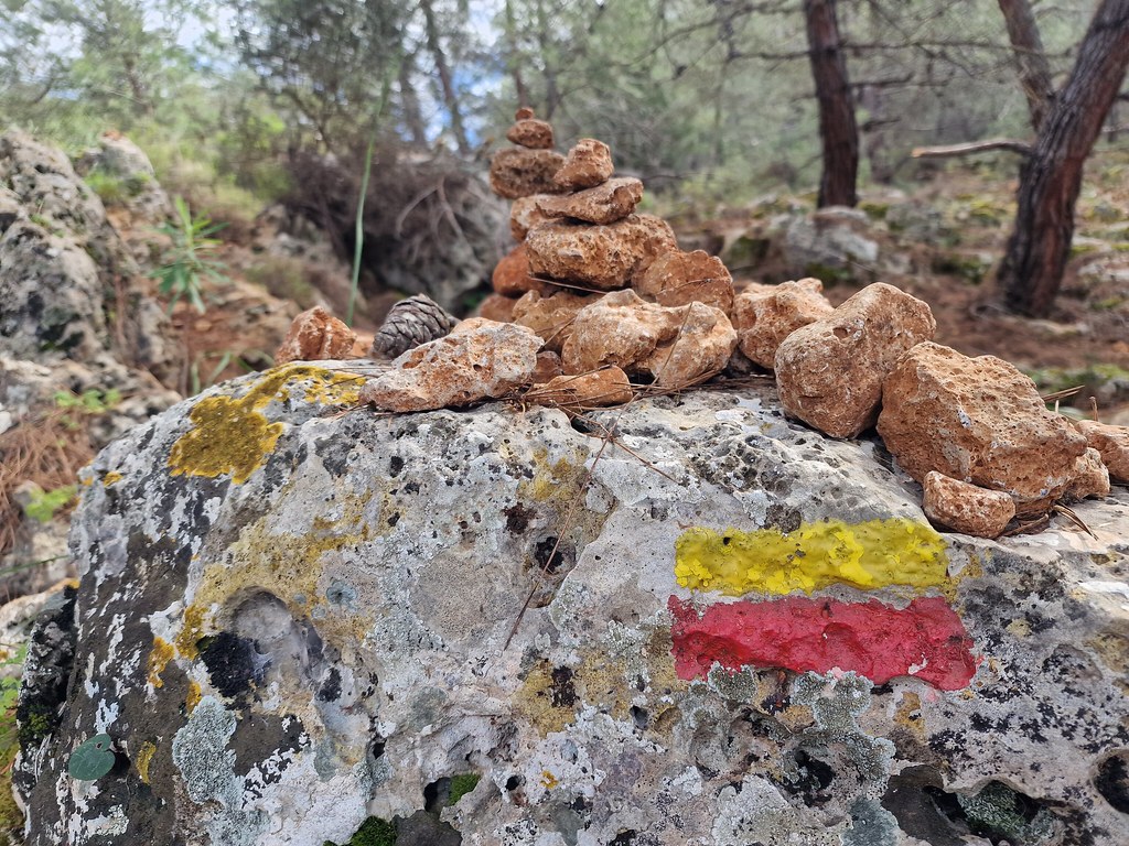 Red and yellow markers on the Lycian Way indicate alternative routes. This is how we knew we'd gone off trail just outside Karakoy's ghost town.