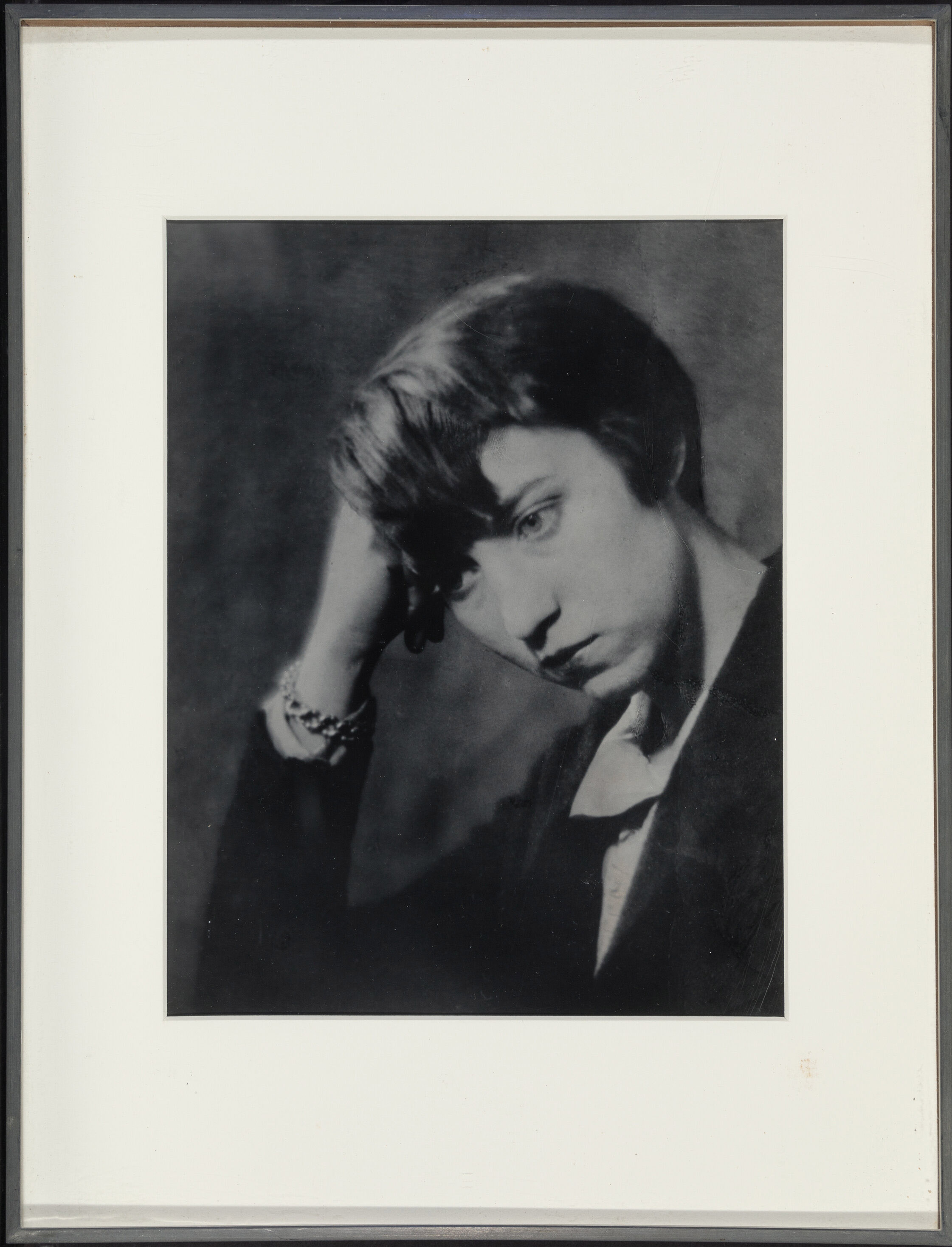Man Ray (1890-1976) :: Berenice Abbott, Paris, 1924. Gelatin silver print, printed later by Berenice Abbott. | src Heritage Auctions