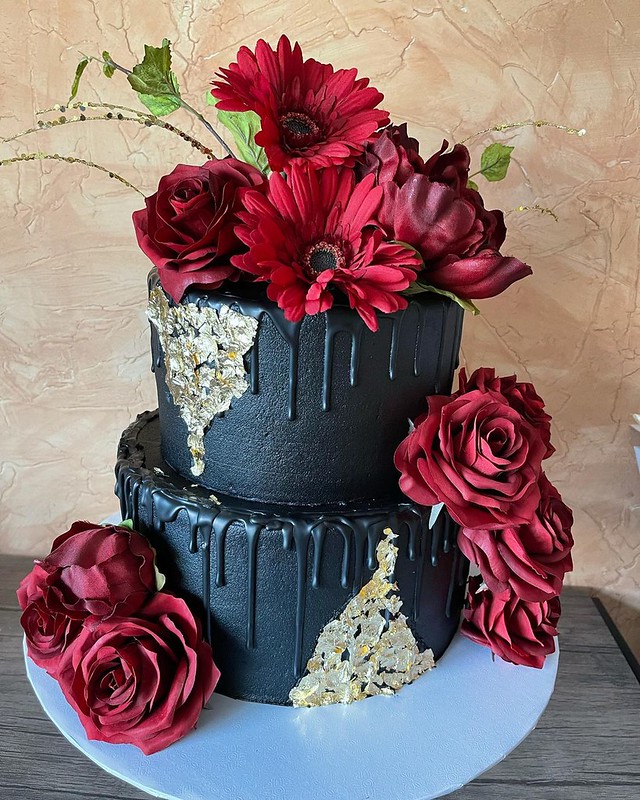 Cake by Oxnard Sweets