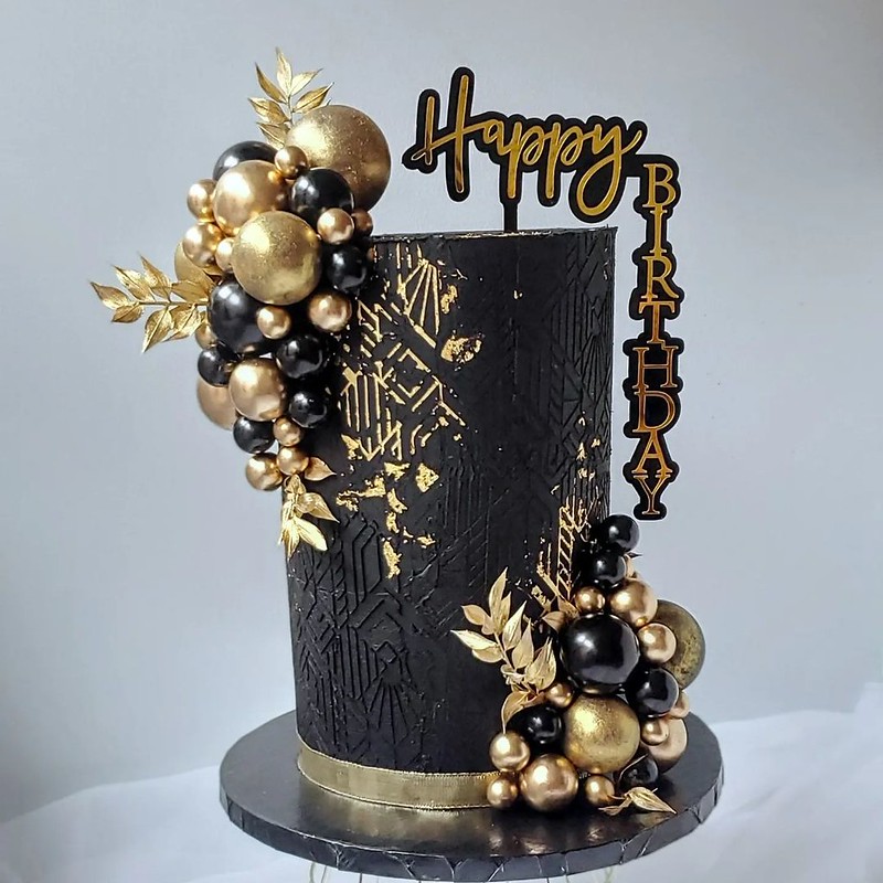 Cake by N'made Sweets