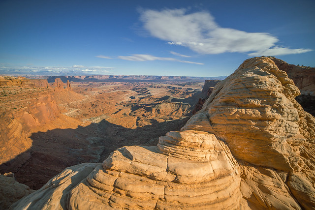 Dead Horse Point viewed from Canyonlands at Mesa Arch | Island in the Sky, Canyonlands National Park, Utah, USA (1)