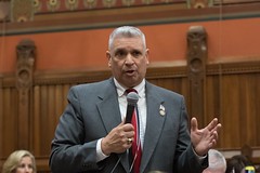 Rep. Bill Pizzuto addresses colleagues during House debate