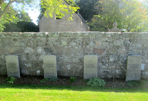 Commonwealth War Graves, Dyce