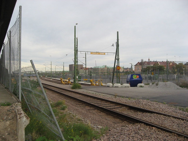 Urban Railway, city tracks close to the central  station in Malmö, Sweden -  Eisenbahn Zug Gleiß Schweden Sverige Malmø stadt