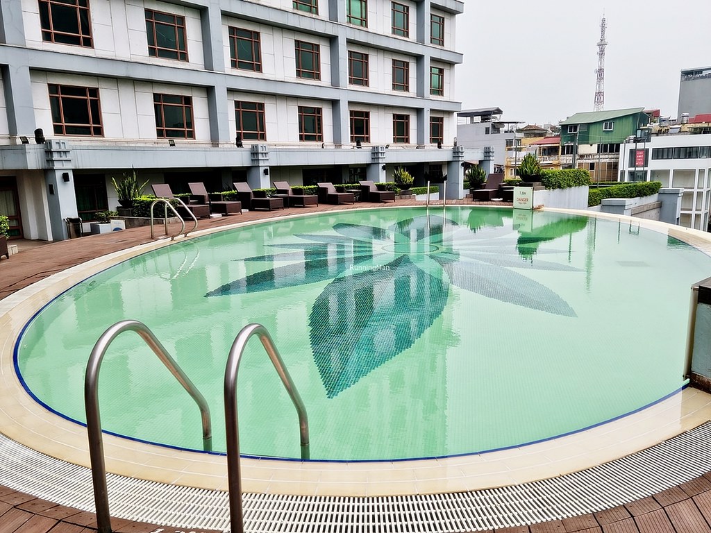 Pullman Hanoi Hotel 06 - Swimming Pool