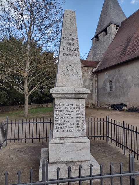 Monument aux morts, Châtelperron