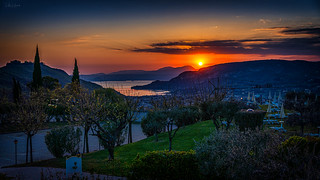 sunset over the lago di garda