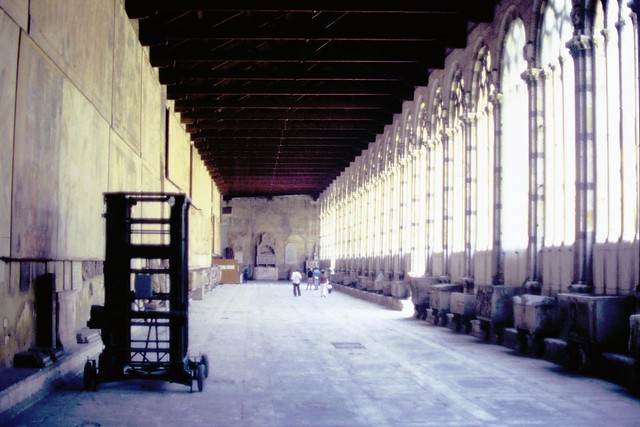 Architectural Geology of Pisa, Italy - Part 10: An Arcade of the Camposanto Monumentale (1464)
