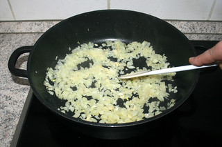 18 - Braise garlic / Knoblauch andünsten