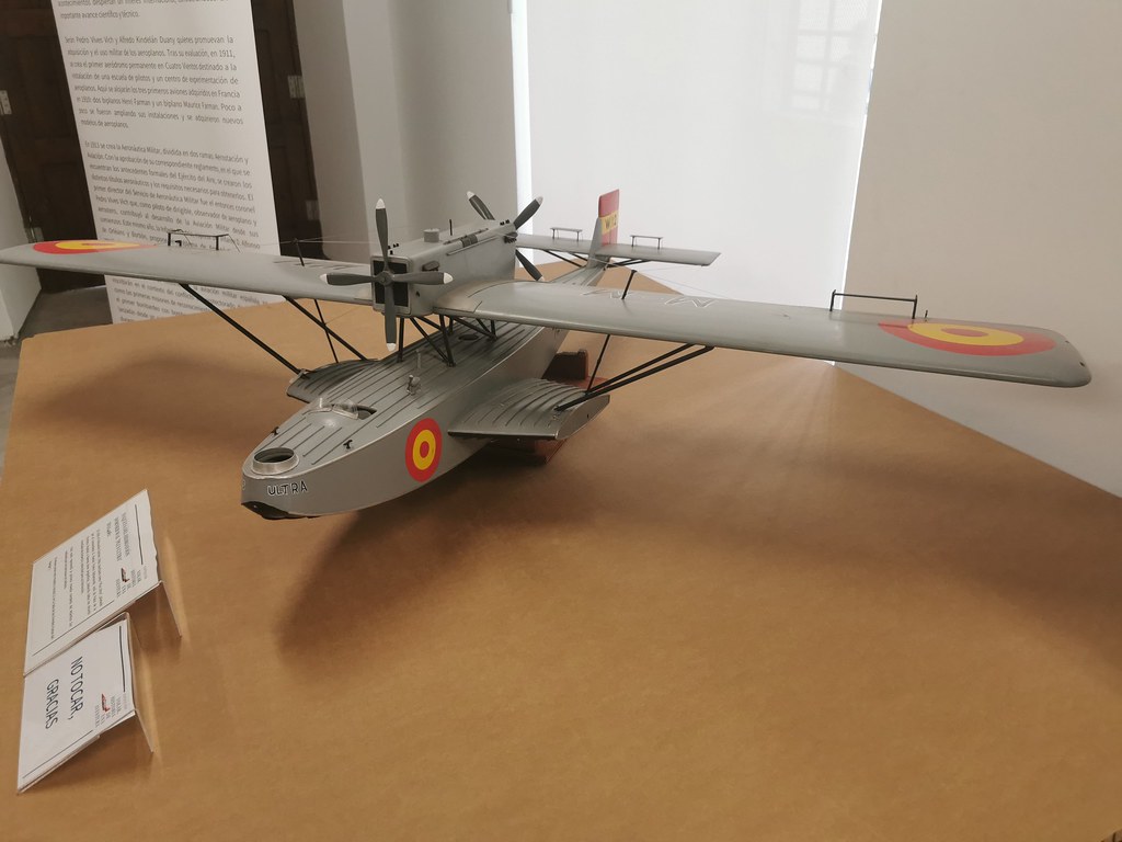 Dornier Wal Plus Ultra maqueta de Hidroavión exposición en Casas Consistoriales Las Palmas de Gran Canaria 01