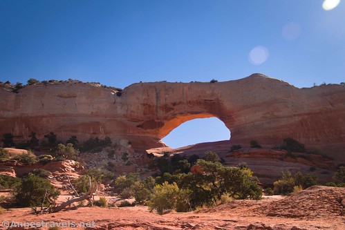Wilson Arch from near the parking area.  Moab, Utah