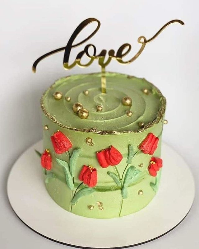 Cake by Pretty Cakes