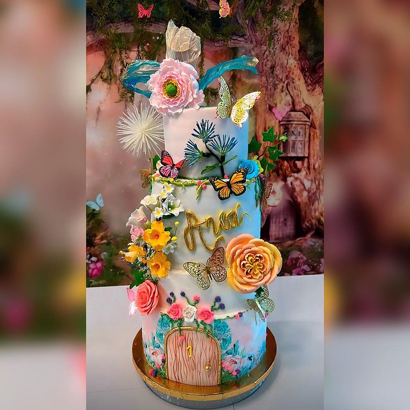 Cake by Globos and Cakes