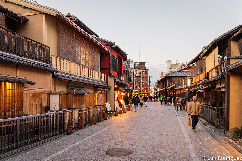Calle Hanamikoji, centro neur&aacute;lgico de Gion