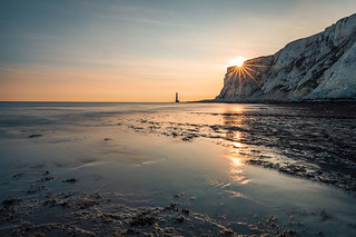 beachy head lighthouse sunset