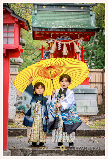 兄弟そろって七五三のロケーション撮影　名古屋の川原神社