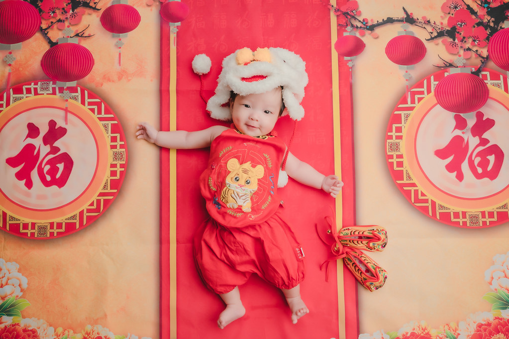 [親子寫真] 潘顥尹 嬰兒照拍攝@迪司陽光攝影棚-最專業的團隊完成全家福照，拍出有溫度的照片! #全家福照