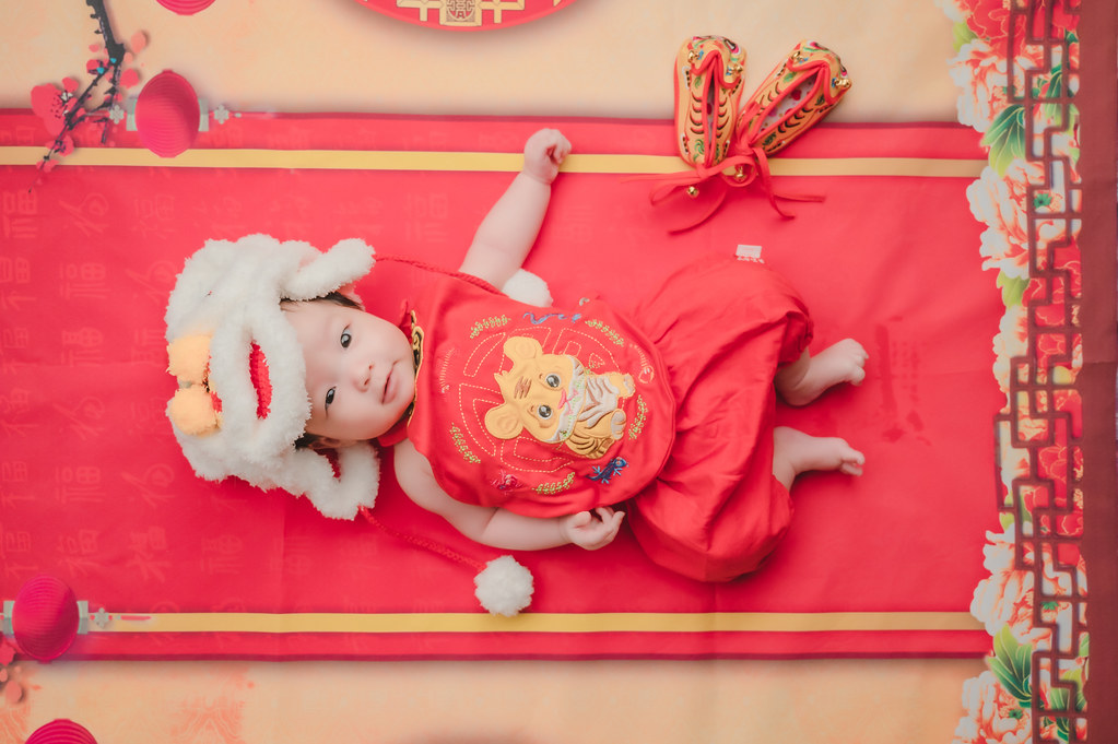 [親子寫真] 潘顥尹 嬰兒照拍攝@迪司陽光攝影棚-最專業的團隊完成全家福照，拍出有溫度的照片! #畢業照