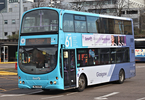 WLT678 (SF07FEM) First Glasgow 37197 Buchanan bus station | by jc_snapper