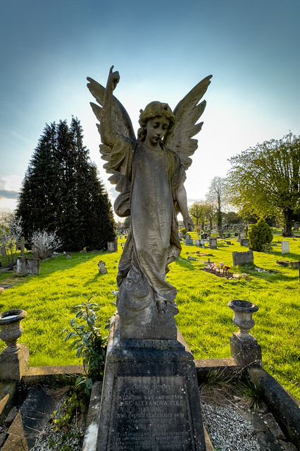Hatfield Road Cemetery