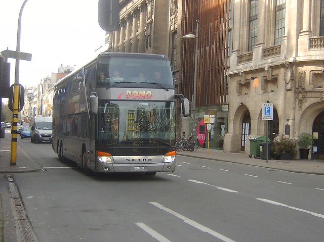Domo, Glattbrugg - GL2716 - Euro-Bus20140052
