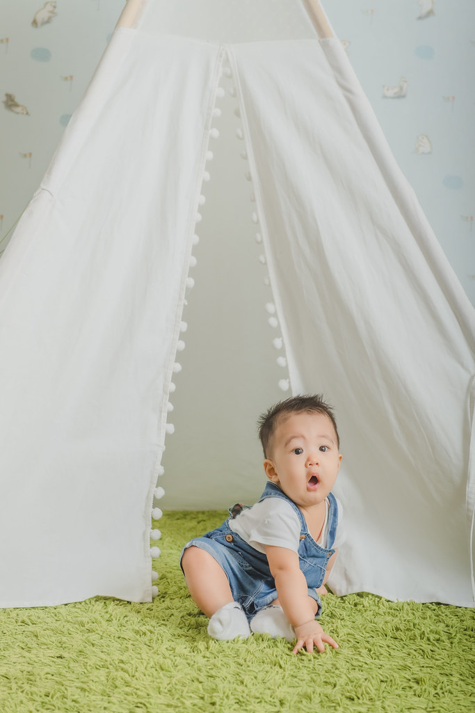 [親子寫真] 彭小姐 全家福拍攝@迪司陽光攝影棚-最專業的團隊完成全家福照，拍出有溫度的照片! #孕婦寫真