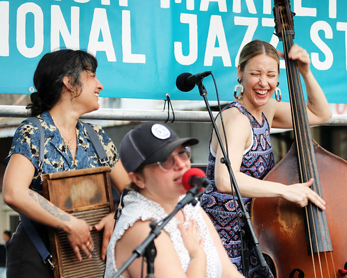 Shake 'Em Up Jazz Band at French Quarter Fest 2023. Photo by BIll Sasser.