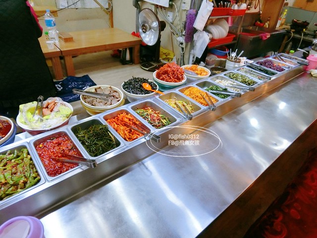 慶州必吃 慶州火車站前的城東市場 韓食吃到飽 小菜食堂(경주 성동시장)