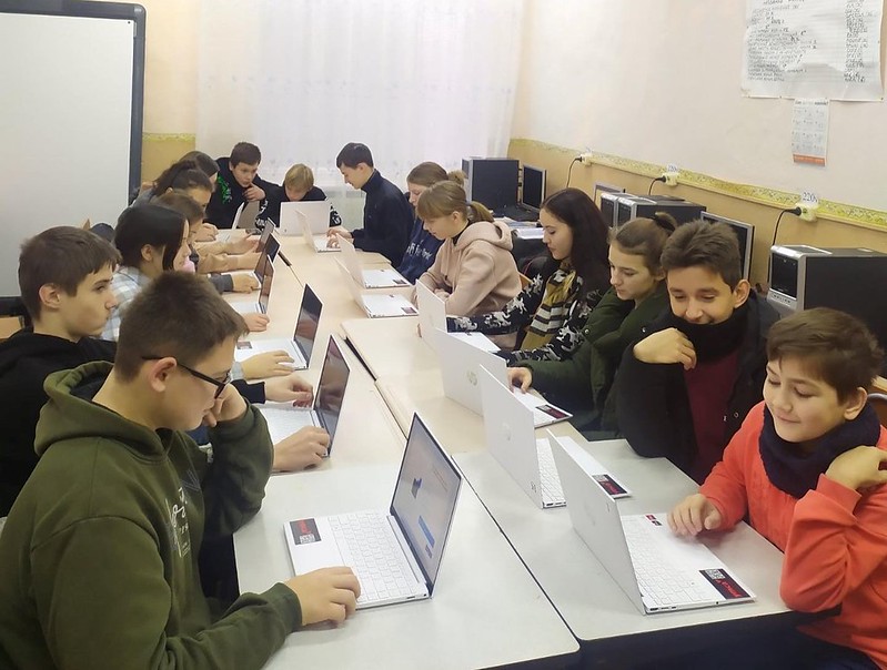 Educational Digital Centres In The Republic of Moldova - Powered by HP 