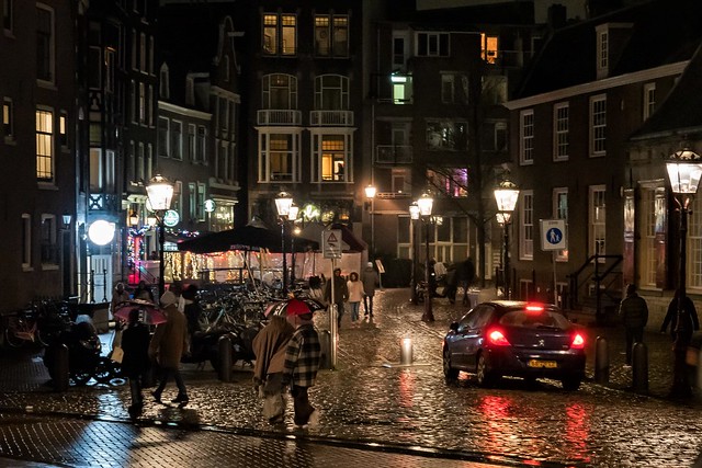 Amsterdam, Oudekerksplein.