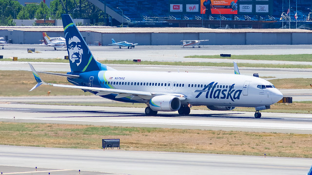 SJC - Alaska Airlines N579AS Boeing 737-890WL.