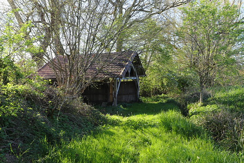 Le lavoir de Lannes by Anthony Desruelles, patrimoine patrimoinerural patrimoinebati patrimoinedefrance vieillespierres oldstones paysage paisa