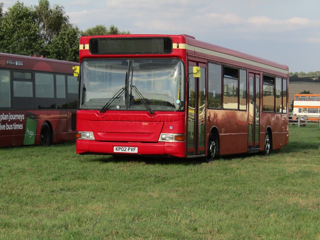 Bear Buses - KP02PVF - INDY20211229UKIndy