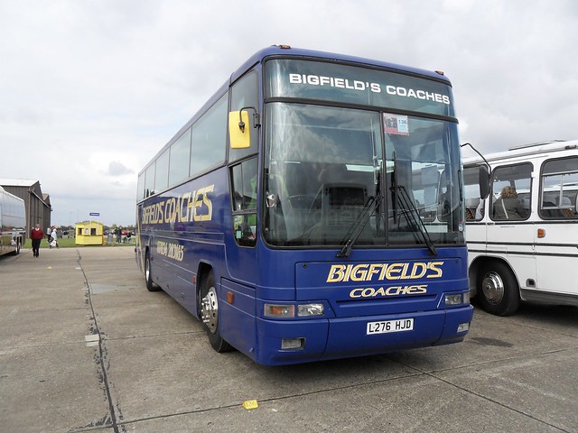 Bigfield's Coaches - L276HJD - UK-Independents20143226