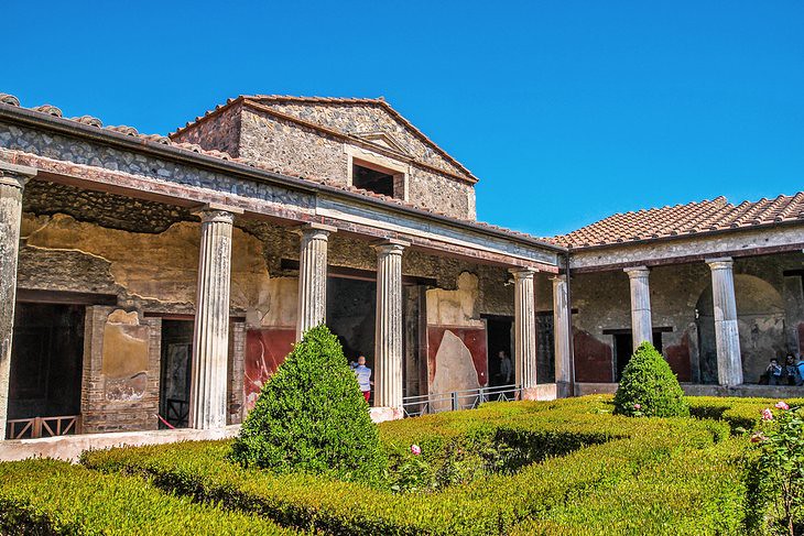 italy-pompeii-visiting-top-attractions-house-of-the-vettii