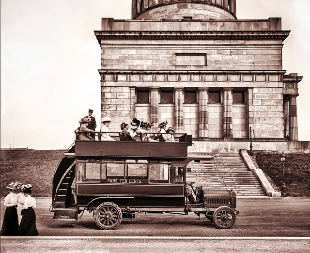 Tour Bus at Grant's Tomb -- about 1910