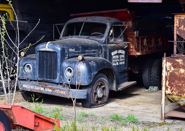 Old roofing truck