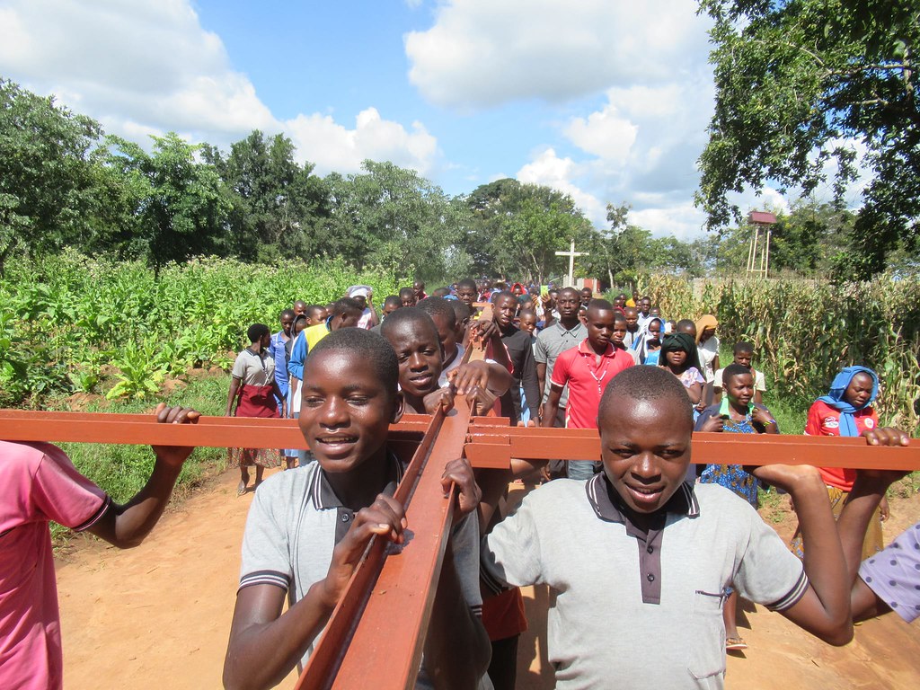 Tanzania - Primeras Jornadas de Jóvenes en la misión de Kangeme