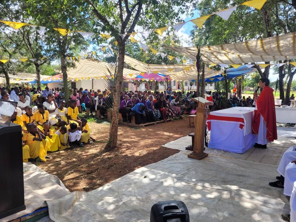 Tanzania - Primeras Jornadas de Jóvenes en la misión de Kangeme