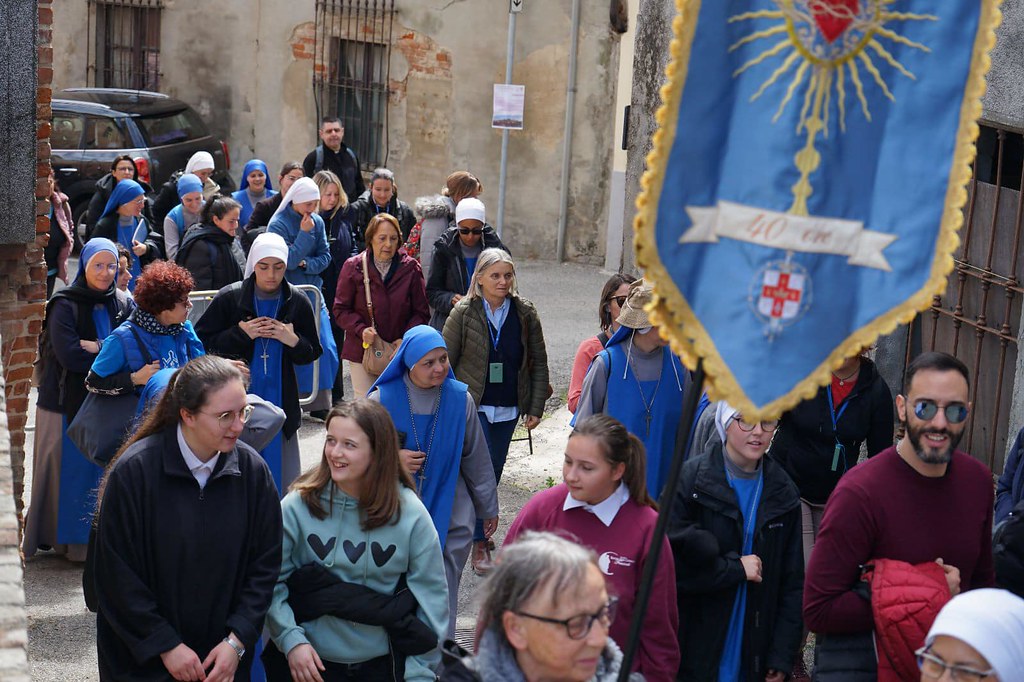 Italia - Peregrinación de las mamás de las 40 Horas a Lu Monferrato