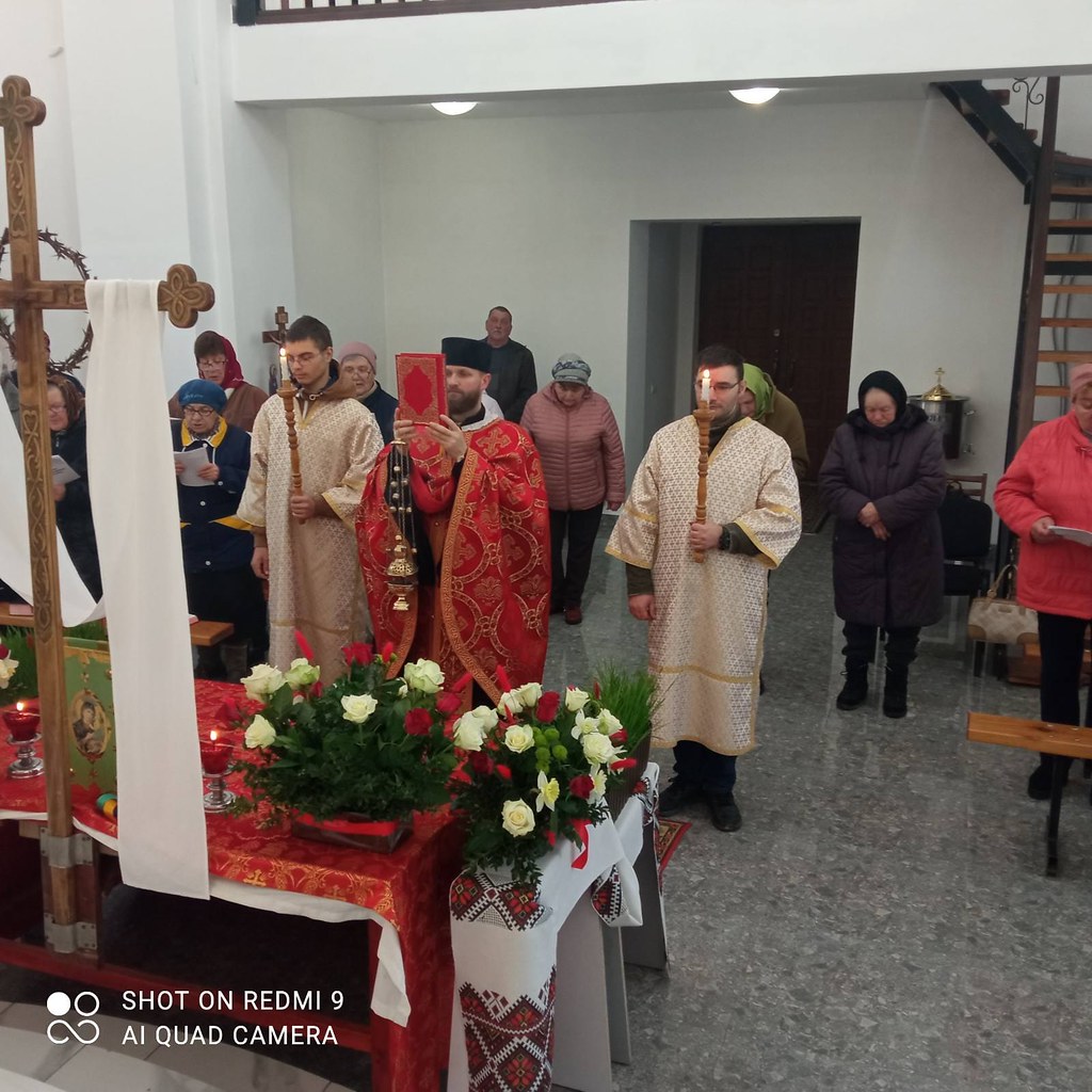 Ucrania - Viernes Santo en la Parroquia San Nicolás en Vinnytsia