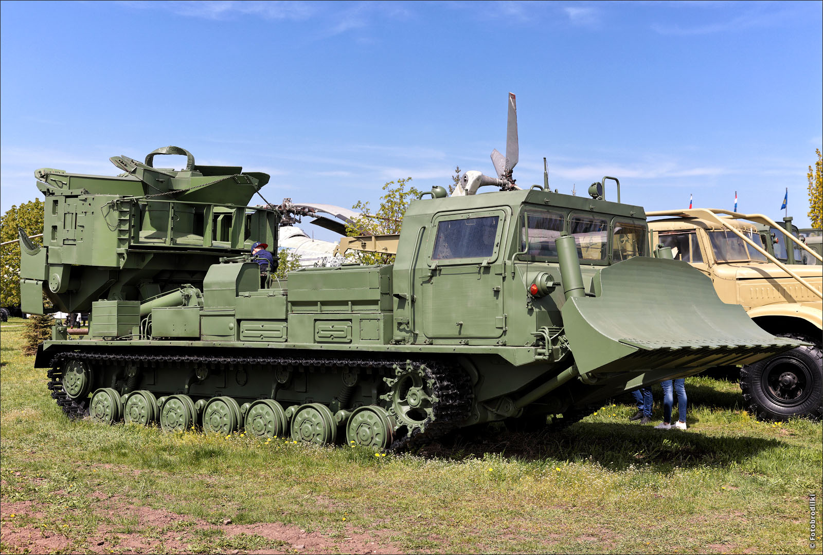 Машина для отрывки котлованов МДК-3, Тольятти, Россия