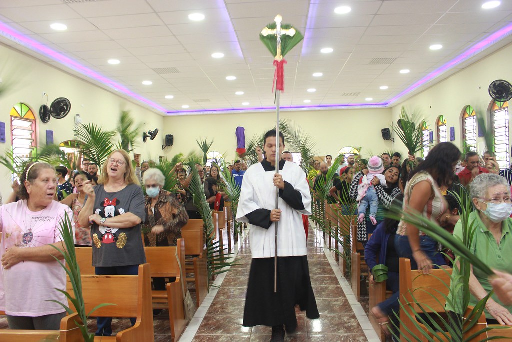Brasil - Domingo de Ramos en la Parroquia Nuestra Señora del Buen Viaje