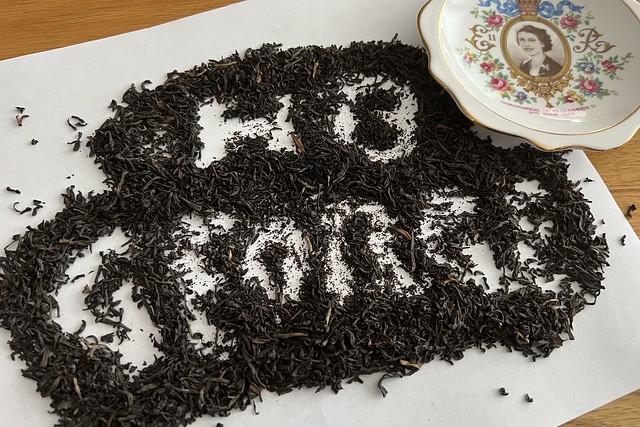 It’s Difficult to Write in Tea Leaves