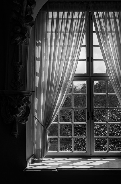 Schloß Birlinghoven - Fenster zum Garten